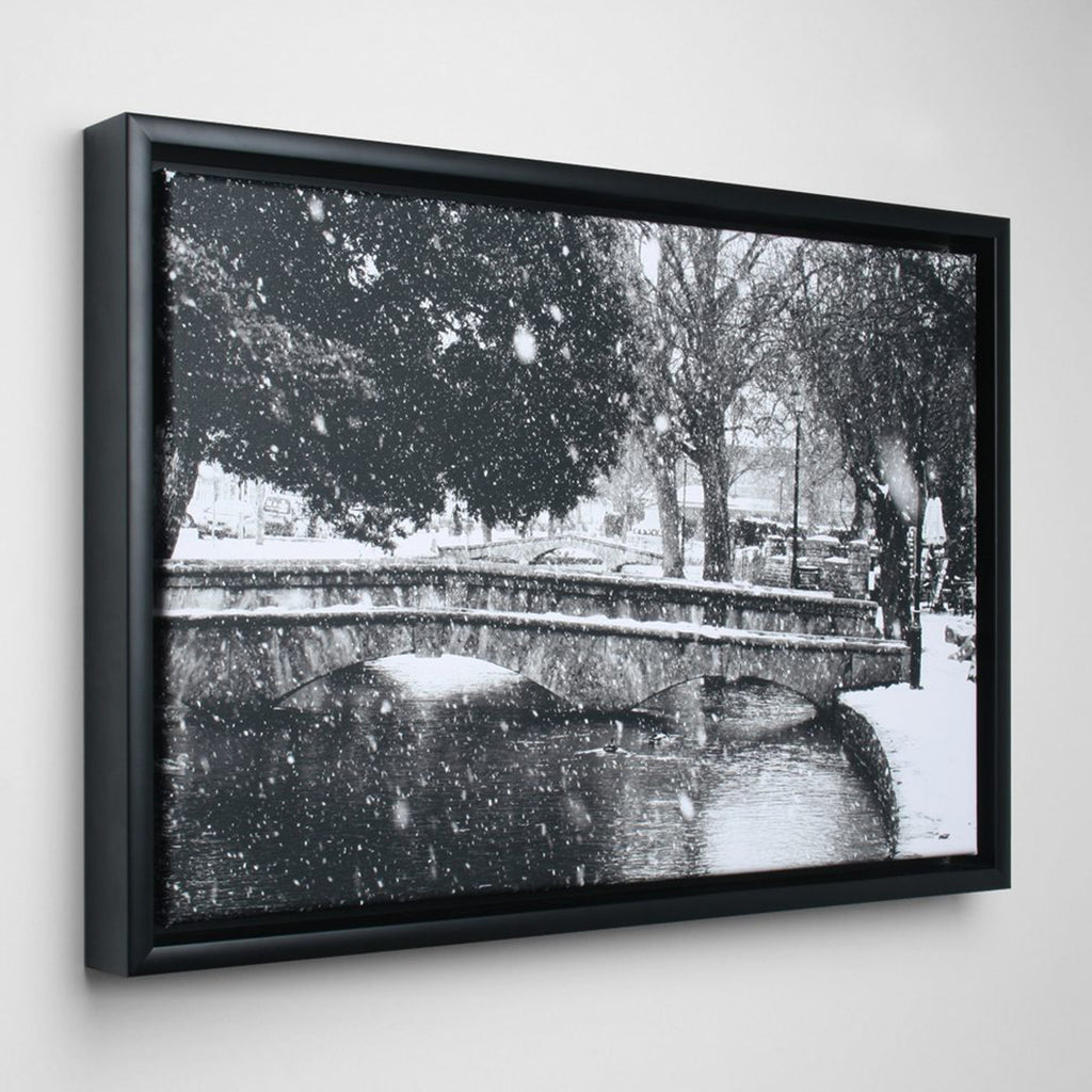 Custom Floating Frame Canvas